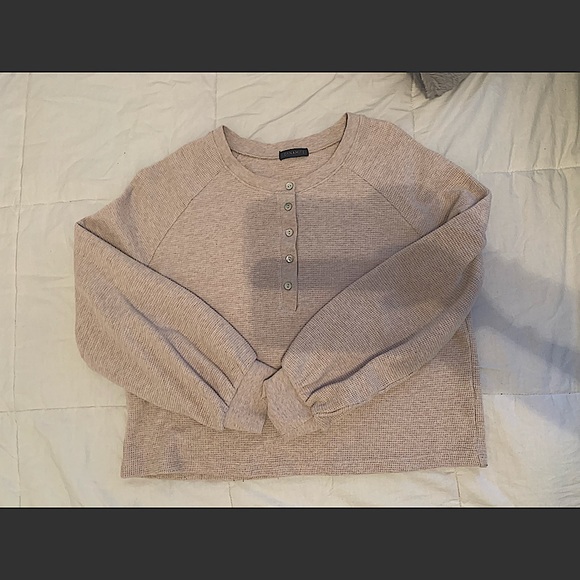 Long cream shirt - Picture 1 of 1